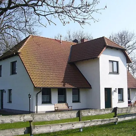 Five Sleepers Comfortable Dreschvitz