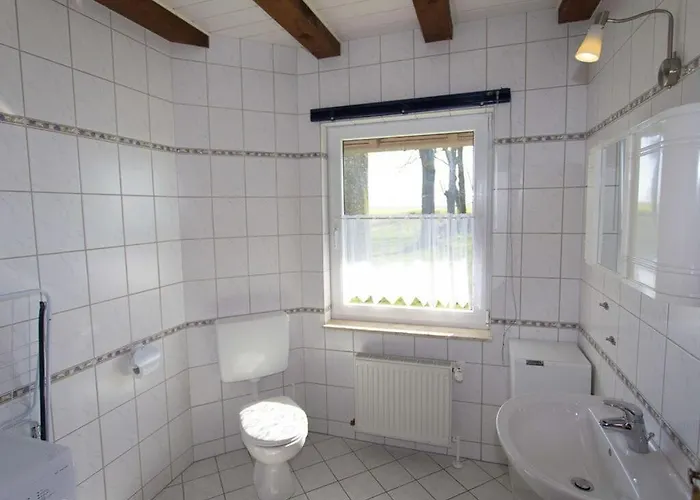 Five Sleepers Comfortable Ferienhaus *